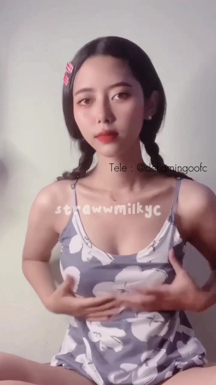 Video Bokep Strawwmilkyc